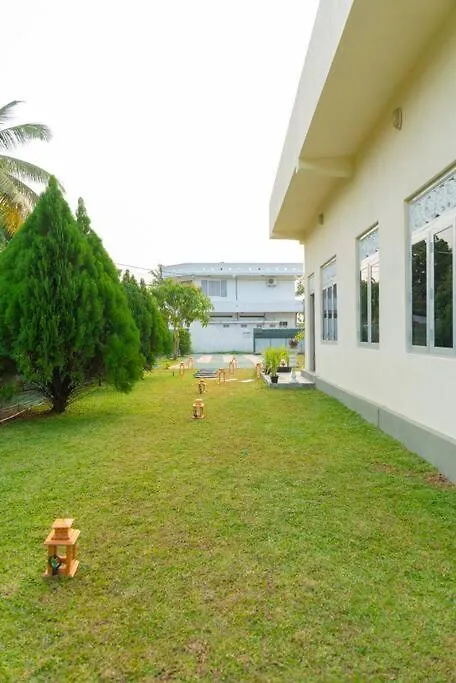 Bliss Loft - Villa Rooms - Peaceful Stay In Kurana Near Cmb Airport - Shuttle Service نيجومبو بيت ضيافة